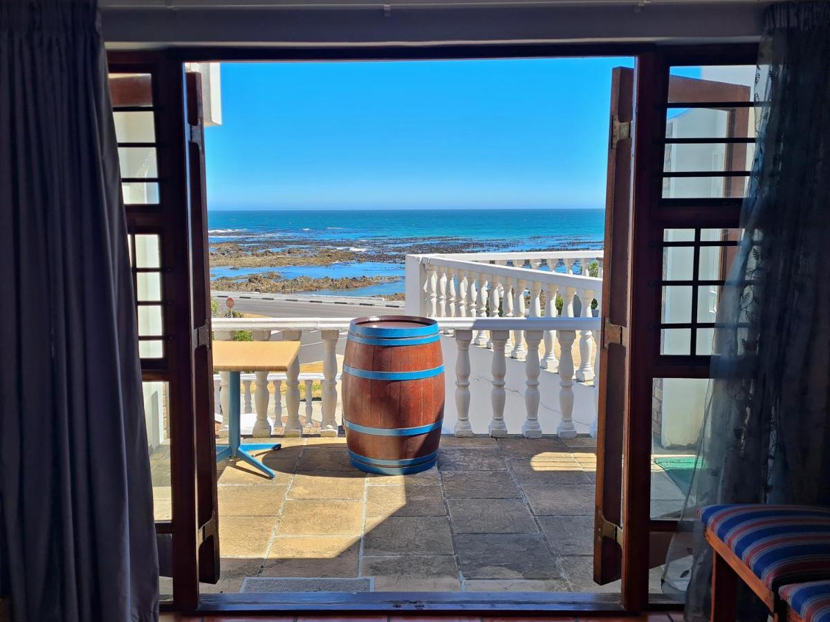 Walkerbay Accommodation Гансбаи Екстериор снимка