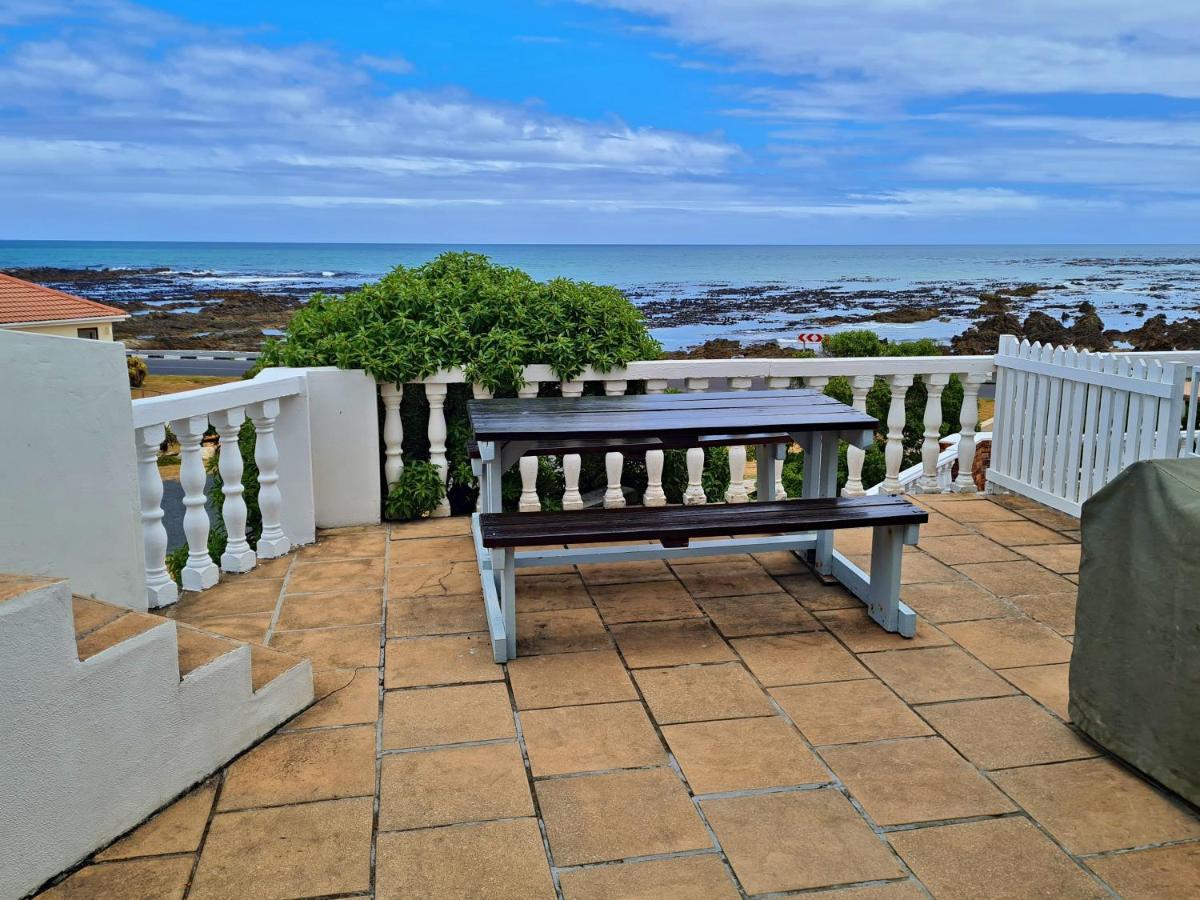 Walkerbay Accommodation Гансбаи Екстериор снимка